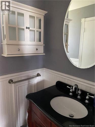 1 Walsh Place, Saint John, NB - Indoor Photo Showing Bathroom