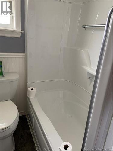 1 Walsh Place, Saint John, NB - Indoor Photo Showing Bathroom
