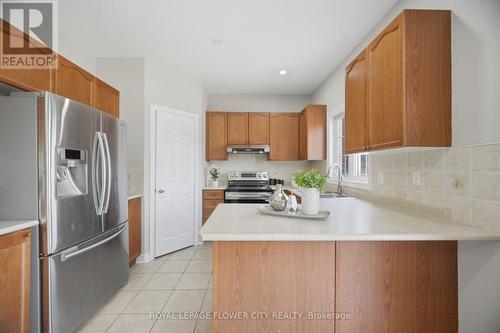56 Laurentide Crescent, Brampton, ON - Indoor Photo Showing Kitchen With Double Sink
