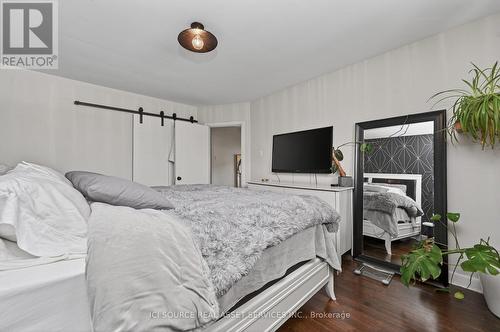 1126 Woodroffe Avenue, Ottawa, ON - Indoor Photo Showing Bedroom