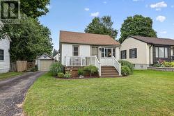 46 BLANDFORD STREET Woodstock (Woodstock - North), ON N4S 7H6