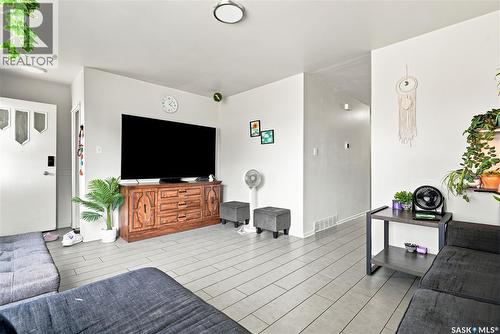 2814-2816 7Th Street E, Saskatoon, SK - Indoor
