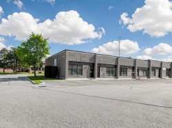 2-4 Vata Court Aurora, ON L4G 4B6