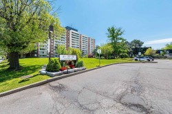 405-25 Four Winds Drive Toronto, ON M3J 1K8