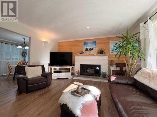 3045 Canoe Point Rd, Hilton Beach, ON - Indoor Photo Showing Living Room With Fireplace