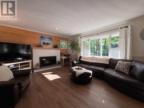 3045 Canoe Point Rd, Hilton Beach, ON - Indoor Photo Showing Living Room With Fireplace
