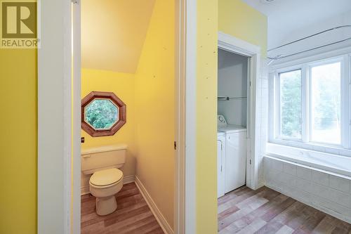 1805 Shore Rd, Richard'S Landing, ON - Indoor Photo Showing Bathroom
