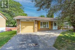 16 AUSTIN STREET Quinte West (Trenton Ward), ON K8V 1Z4
