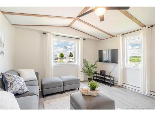 22 Macintosh St, Fredericton, NB 