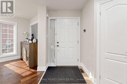 32 Hillpath Crescent, Brampton, ON - Indoor Photo Showing Other Room