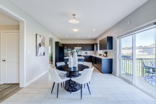 252 Springfield Crescent, Clearview, ON - Indoor Photo Showing Dining Room