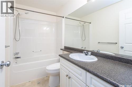 156 203 Herold Terrace, Saskatoon, SK - Indoor Photo Showing Bathroom