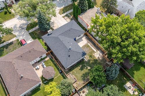 50 Kowall Bay, Winnipeg, MB - Outdoor With View