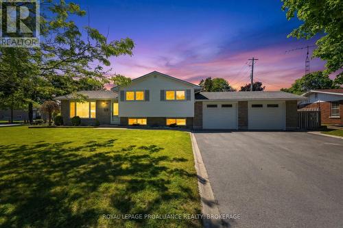 6 BYRON CRESCENT  Kingston (Central City West), ON K7M 1H7