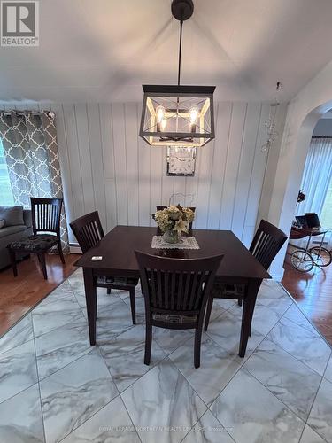 324 Third Avenue, Cochrane, ON - Indoor Photo Showing Dining Room