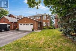 55 GIBBON DRIVE Barrie, ON L4N 6K8