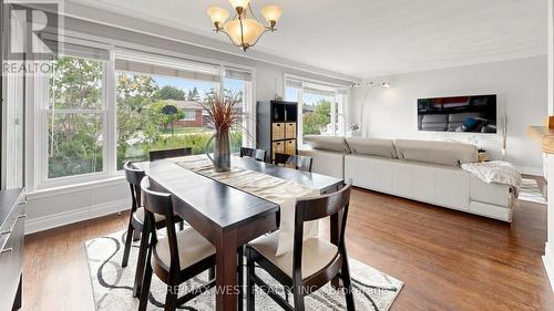 32 Allonsius Drive, Toronto, ON - Indoor