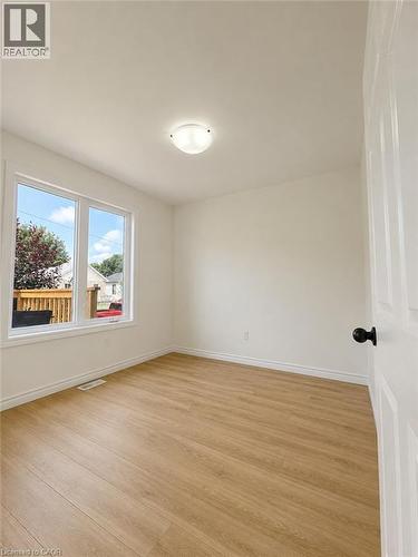 13 Stanley Street, Cambridge, ON - Indoor Photo Showing Other Room