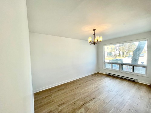 Living Room - 3144Z Boul. Langelier, Montréal (Mercier/Hochelaga-Maisonneuve), QC - Indoor Photo Showing Other Room