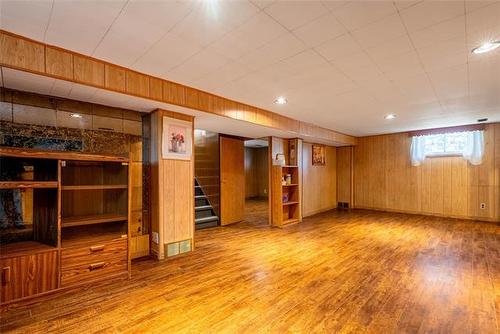 123 Traverse Ave, Winnipeg, MB - Indoor Photo Showing Basement