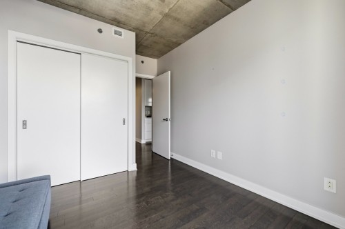 Chambre à coucher - 1701-235 Rue Peel, Montréal (Le Sud-Ouest), QC - Indoor Photo Showing Other Room
