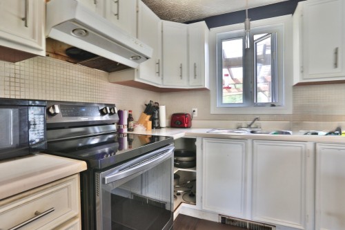 Cuisine - 267A  - 267C Route 139, Acton Vale, QC - Indoor Photo Showing Kitchen With Double Sink
