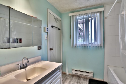 Salle de bains - 267A  - 267C Route 139, Acton Vale, QC - Indoor Photo Showing Bathroom