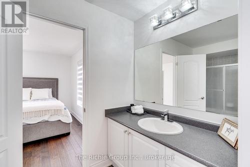 Jack and Jill Ensuite - 59 Tarquini Crescent, Caledon, ON - Indoor Photo Showing Bathroom