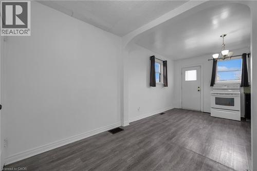 29 Harrison Avenue, Hamilton, ON - Indoor Photo Showing Other Room
