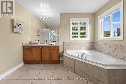 63 Dubrick Crescent, Kitchener, ON - Indoor Photo Showing Bathroom