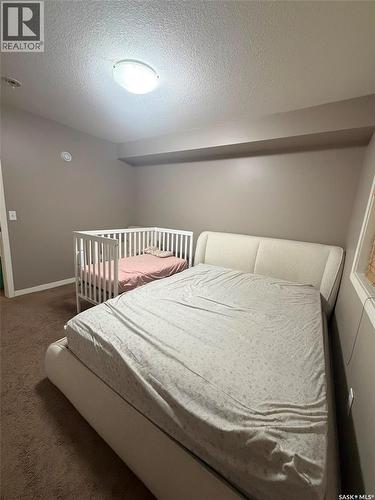 26 5742 Gordon Road, Regina, SK - Indoor Photo Showing Bedroom