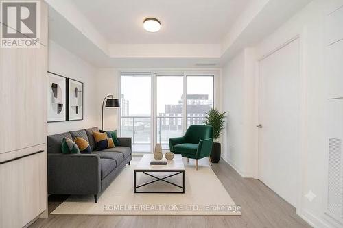 1207 - 425 Front Street E, Toronto, ON - Indoor Photo Showing Living Room