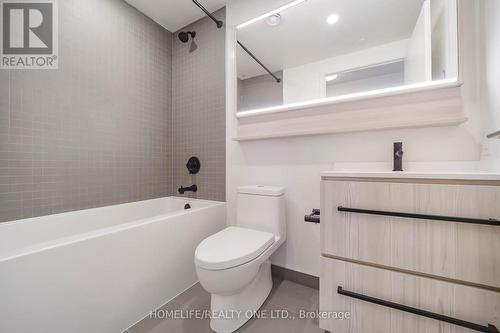1207 - 425 Front Street E, Toronto, ON - Indoor Photo Showing Bathroom
