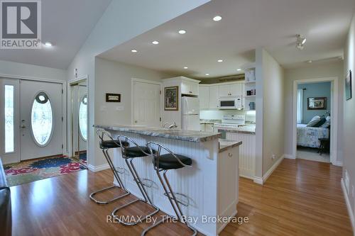 Kitchen Island - 1327 River Road E, Wasaga Beach, ON - Indoor Photo Showing Kitchen