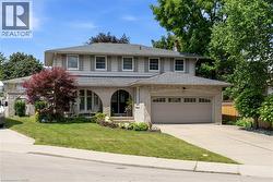 105 SAN FERNANDO Drive  Hamilton, ON L9C 2C3