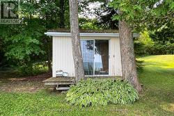 Bunkie with 2 piece bath - 