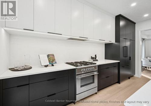 16 Cadence Common, Cambridge, ON - Indoor Photo Showing Kitchen