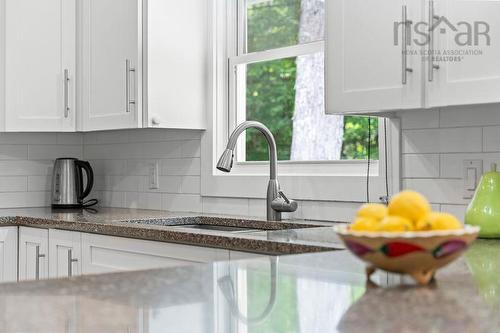 77 Fletcher Drive, Fall River, NS - Indoor Photo Showing Kitchen