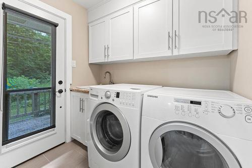 77 Fletcher Drive, Fall River, NS - Indoor Photo Showing Laundry Room