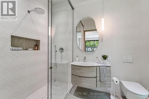 10 Peter Morse Way, Vaughan, ON - Indoor Photo Showing Bathroom
