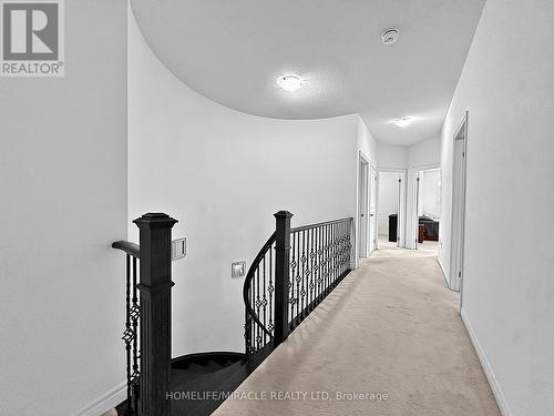 6 Divinity Circle, Brampton, ON - Indoor Photo Showing Other Room