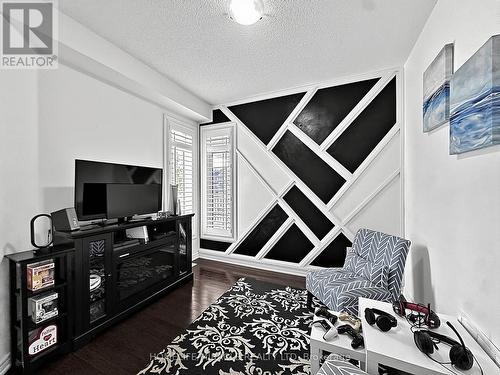 6 Divinity Circle, Brampton, ON - Indoor Photo Showing Other Room