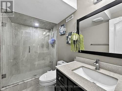 6 Divinity Circle, Brampton, ON - Indoor Photo Showing Bathroom