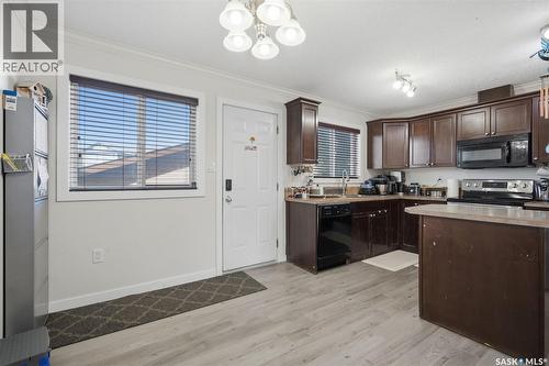 70 235 Rosewood Boulevard E, Saskatoon, SK - Indoor Photo Showing Kitchen