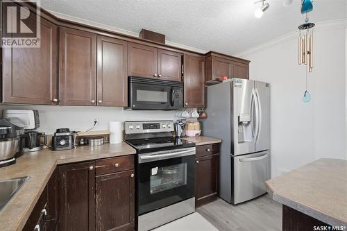 70 235 Rosewood Boulevard E, Saskatoon, SK - Indoor Photo Showing Kitchen