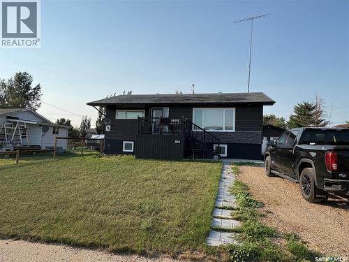 105 5Th Avenue, Hodgeville, SK - Outdoor