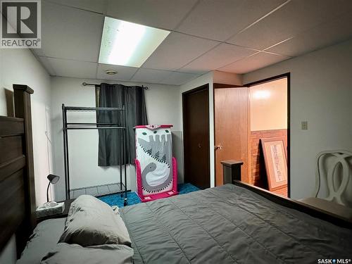 105 5Th Avenue, Hodgeville, SK - Indoor Photo Showing Bedroom