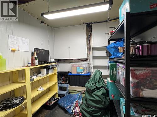 105 5Th Avenue, Hodgeville, SK - Indoor