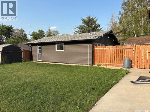 105 5Th Avenue, Hodgeville, SK - Outdoor
