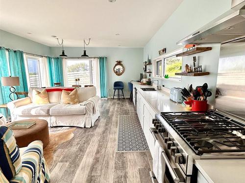 19 Beach Road, Inverness, NS - Indoor Photo Showing Living Room